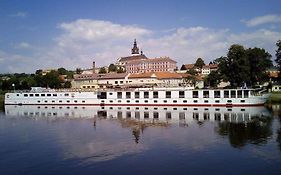 Hotel Florentina Boat